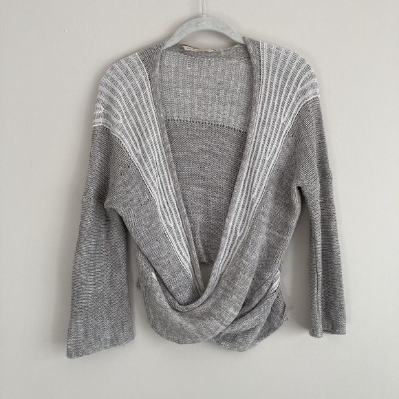 Soft Surroundings Loose Knit Wrap Front Sweater Plunging V-Neck Gray Size Small - Picture 2 of 11